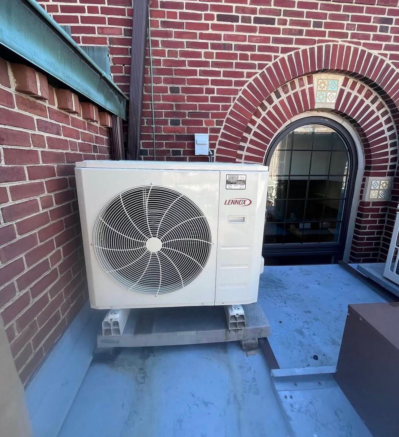 Lennox heat pump installation in Vaughan